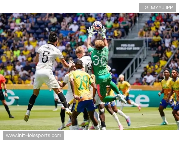 多特蒙德吉拉西妙传助攻扬库托精彩扳平比分助球队逆转局面 多特蒙德吉拉西妙传助攻扬库托精彩扳平比分助球队逆转局面