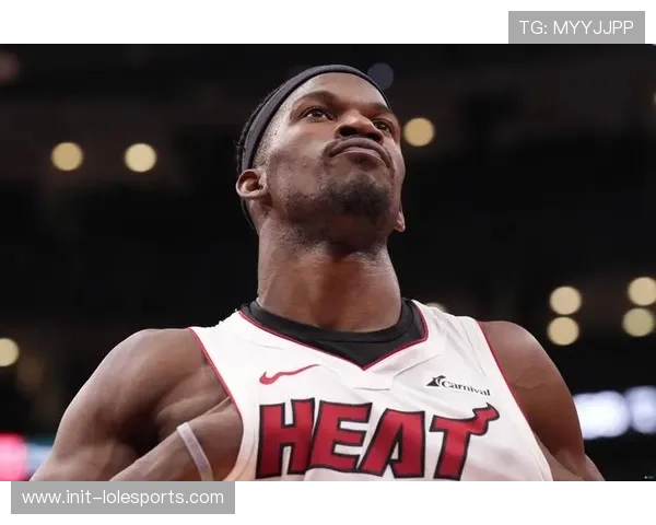 理查德森砍下13分4篮板2助攻 魔术轻取热火终结连败 理查德森砍下13分4篮板2助攻 魔术轻取热火终结连败