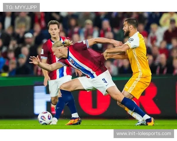 挪威4-1战胜爱沙尼亚，哈兰德后点爆射破门