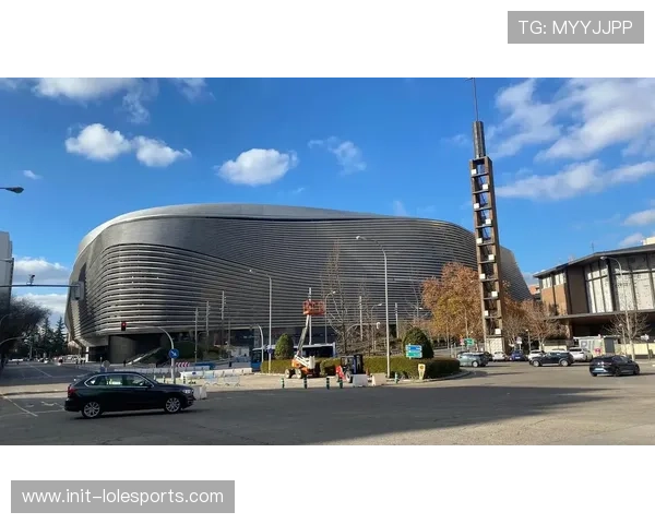 皇马伯纳乌球场新照明系统启用，能耗降低40%